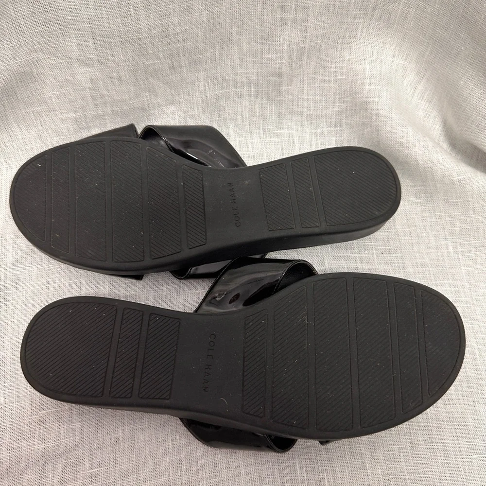 Cole Haan Grand.OS Black Patent Leather Slide Sandals – Size 9M - Picture 4 of 6